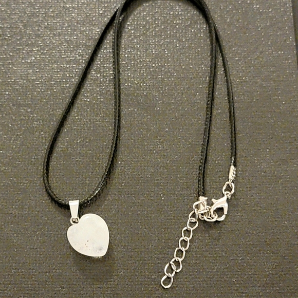 Quartz - Picture 2 of 3